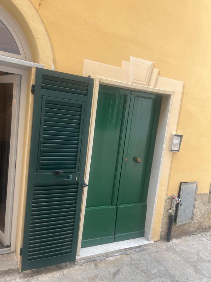 Ferienwohnung Loft Sofia A Pochi Metri Dal Mare Moneglia Exterior foto